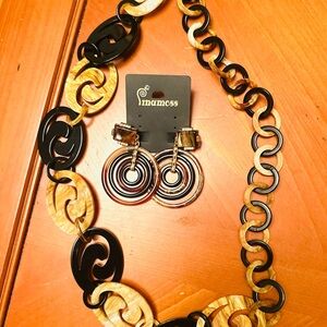 Linamoss Necklace and Earrings new Set